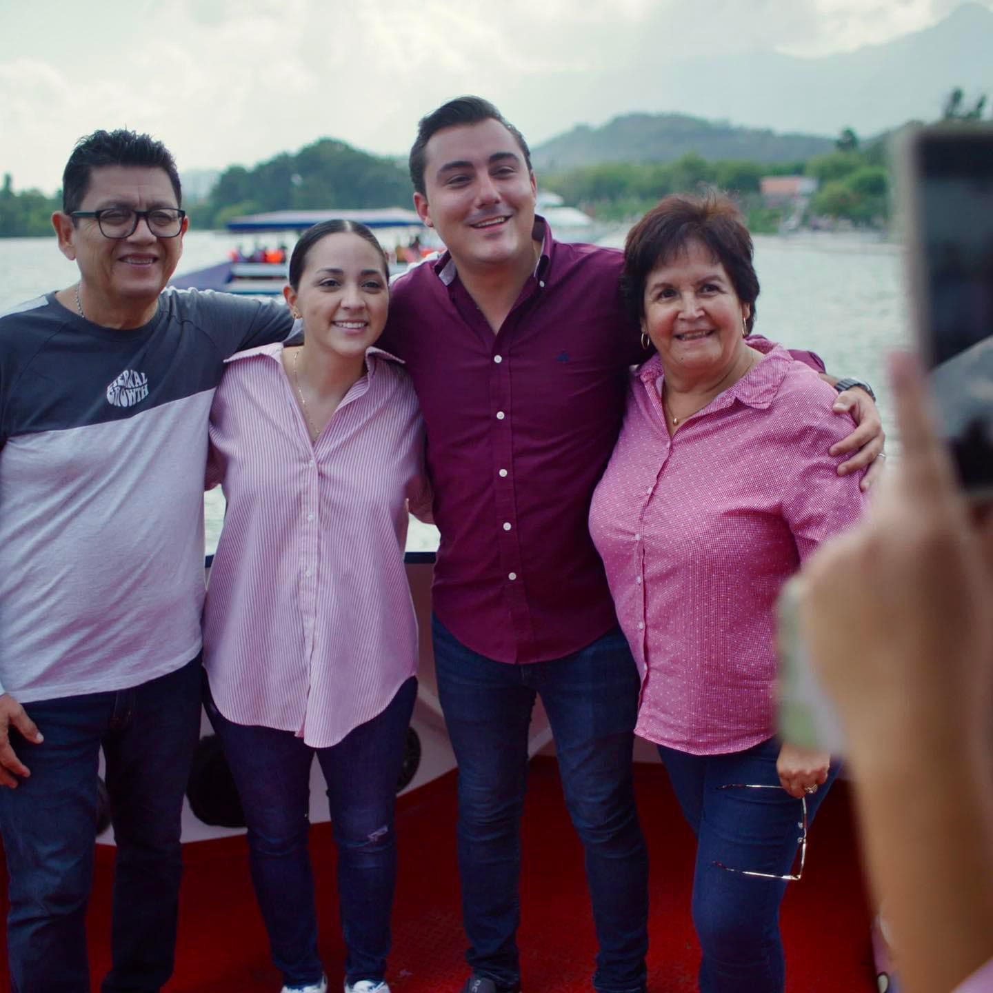 Alcalde anuncia nuevo Programa: “Abuelitos de Rol”